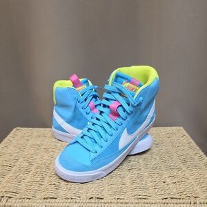 Nike Kids Bright Blue and White Sneakers